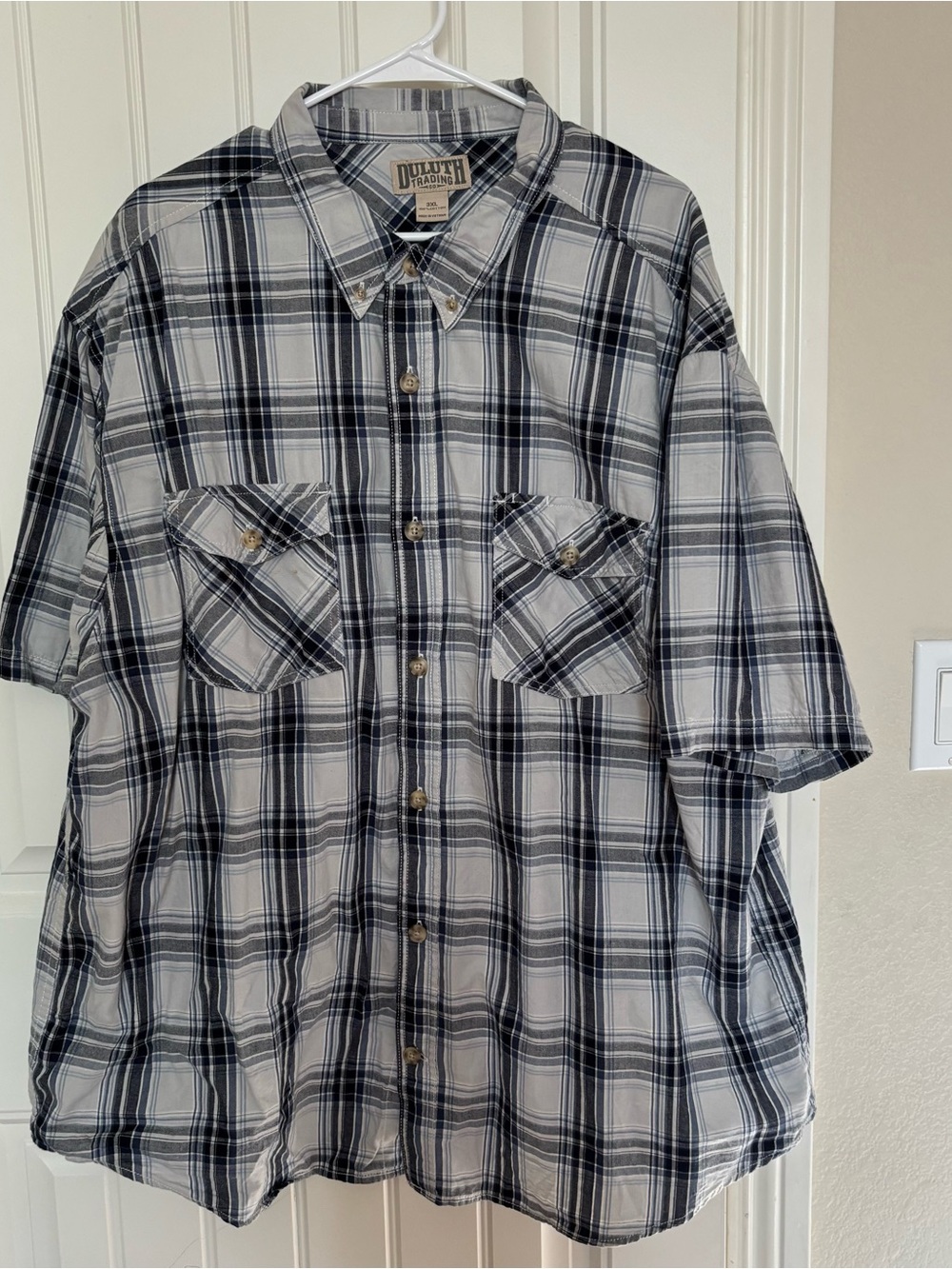 Duluth Trading Co Black & White Plaid Short Sleeve Button-Down Shirt - Picture 1 of 7